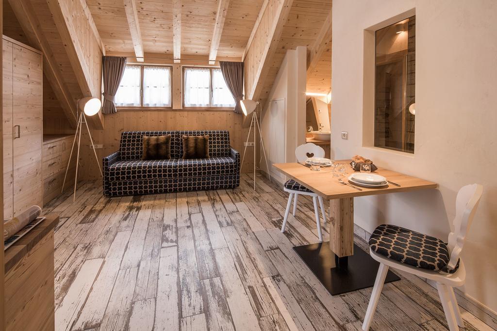 Osti Nicl Apartamento San Martino in Badia Exterior foto